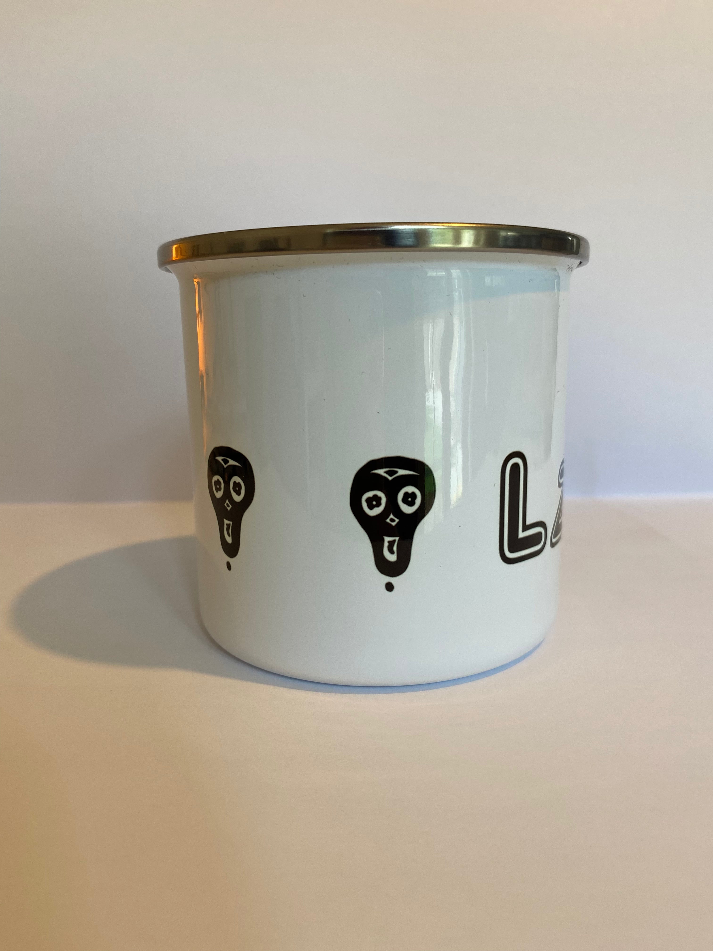 LzBc 3 skulls - Tin Mug
